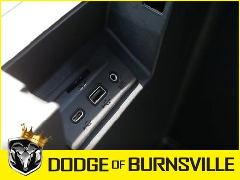 Used 2020 Chevrolet Silverado 1500 RST AWD/4WD image 23