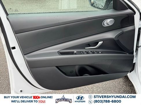 New 2026 Hyundai Elantra SE image 21