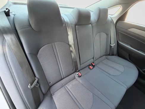 Used 2018 Hyundai Sonata SEL FWD image 18