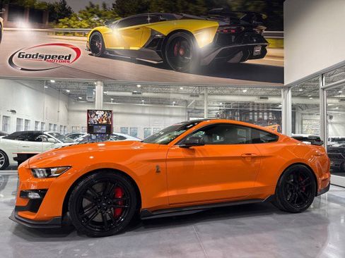 Used 2020 Ford Mustang Shelby GT500 w/ Technology Package image 35