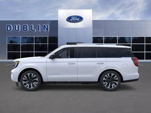 New 2025 Ford Expedition Platinum w/ Driver's Package image 3