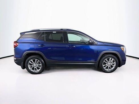 Used 2022 GMC Terrain SLT AWD/4WD image 12