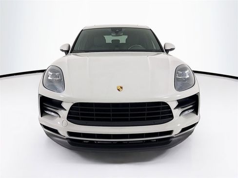 Used 2020 Porsche Macan image 6