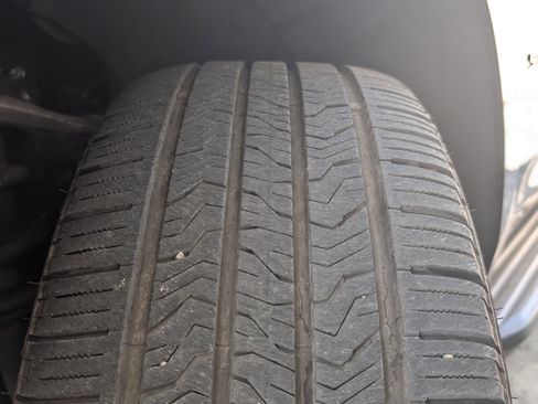 Used 2021 Chevrolet Suburban RST w/ Luxury Package image 37