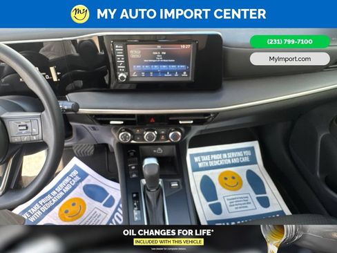Used 2025 Nissan Kicks S AWD/4WD image 19