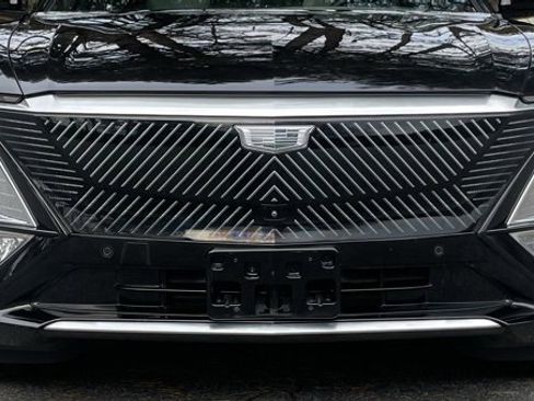 Used 2024 Cadillac Lyriq Luxury image 12