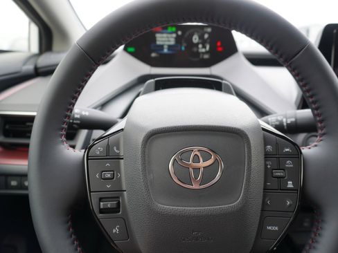 New 2026 Toyota Prius Plug-In Hybrid FWD image 23