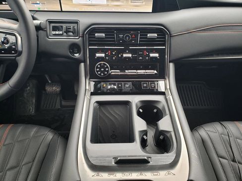 Certified 2025 Nissan Armada PRO-4X w/ Pro-4X Premium Package image 19