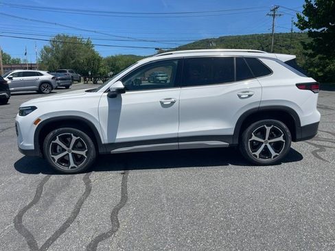 New 2026 Volkswagen Tiguan SE AWD/4WD image 2
