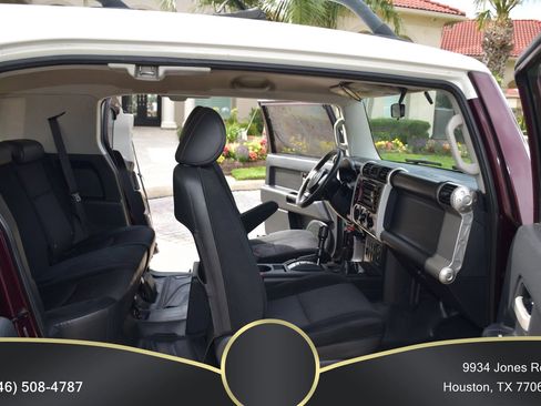 Used 2007 Toyota FJ Cruiser 4WD image 19