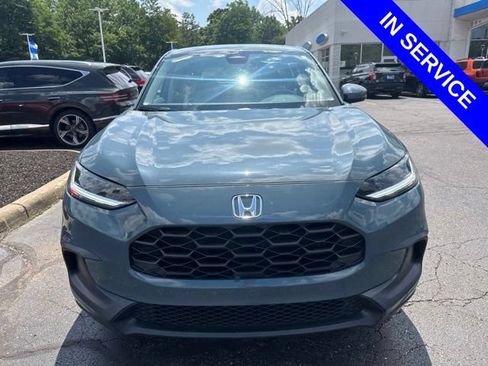 Used 2025 Honda HR-V LX image 2