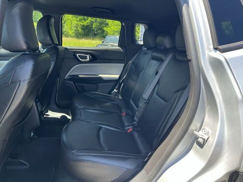 Used 2025 Jeep Compass Limited AWD/4WD image 25