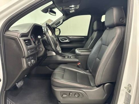Used 2021 Chevrolet Tahoe RST w/ Luxury Package AWD/4WD image 22