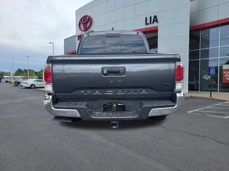 Used 2023 Toyota Tacoma TRD Off-Road w/ Black Out Package (TMS) AWD/4WD video 4