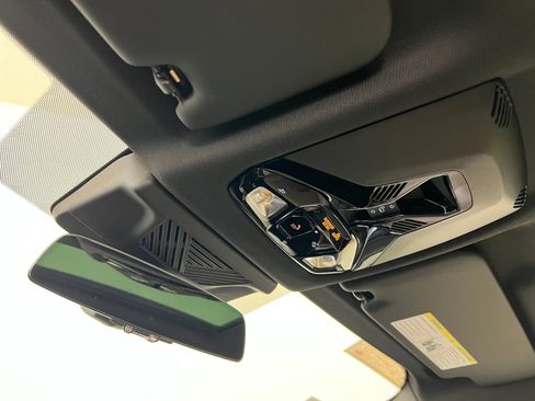 Used 2025 BMW X2 xDrive28i w/ Convenience Package image 18