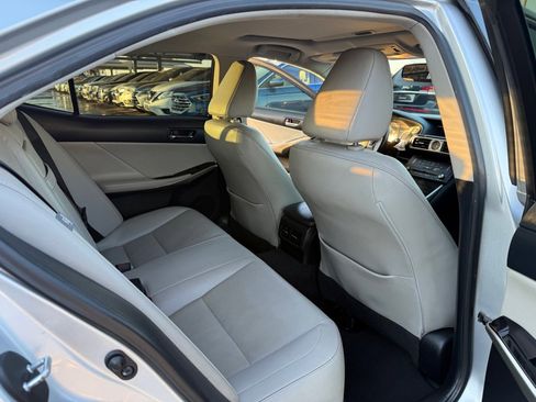 Used 2015 Lexus IS 250 AWD w/ Navigation System Package image 16