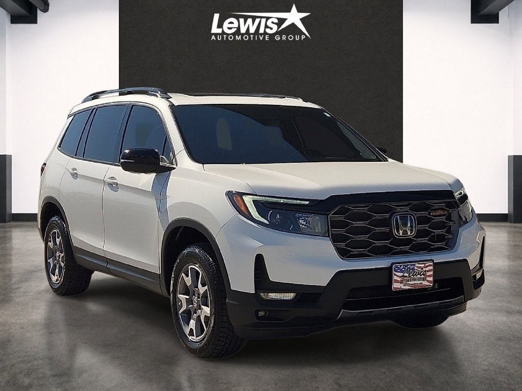 Used 2023 Honda Passport TrailSport image 6