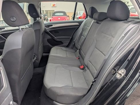 Used 2017 Volkswagen Golf S image 16