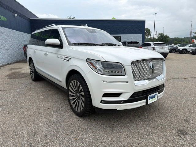 Used 2020 Lincoln Navigator L Reserve w/ Equipment Group 208A Reserve AWD/4WD image 7