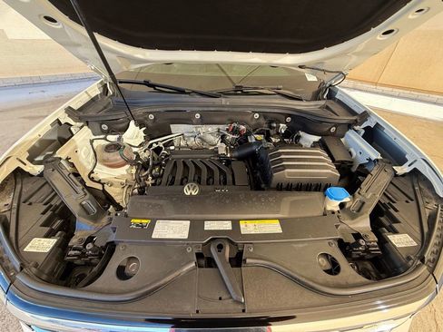Used 2021 Volkswagen Atlas SE image 42