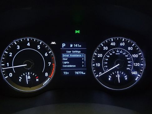 Used 2021 Hyundai Venue SEL w/ Premium Package FWD image 23