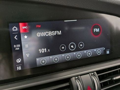 Used 2024 Alfa Romeo Giulia Veloce image 12