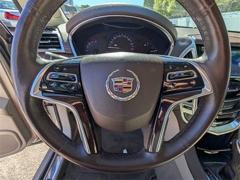 Used 2016 Cadillac SRX Luxury image 34
