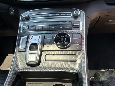 Used 2023 Hyundai Santa Fe Limited AWD/4WD image 19