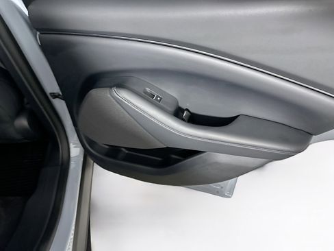 Used 2024 Ford Mustang Mach-E Select image 29