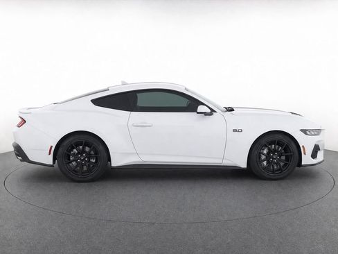 Used 2024 Ford Mustang GT Premium RWD image 29
