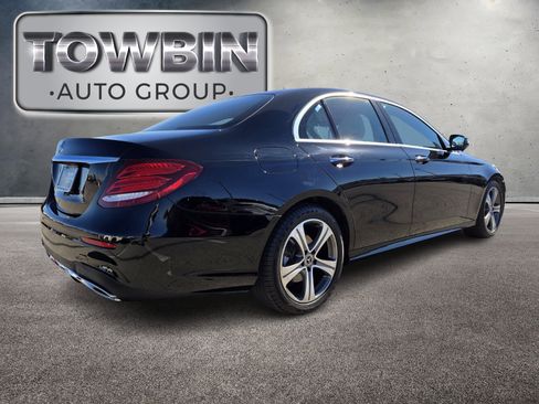 Used 2020 Mercedes-Benz E 350 Sedan image 4