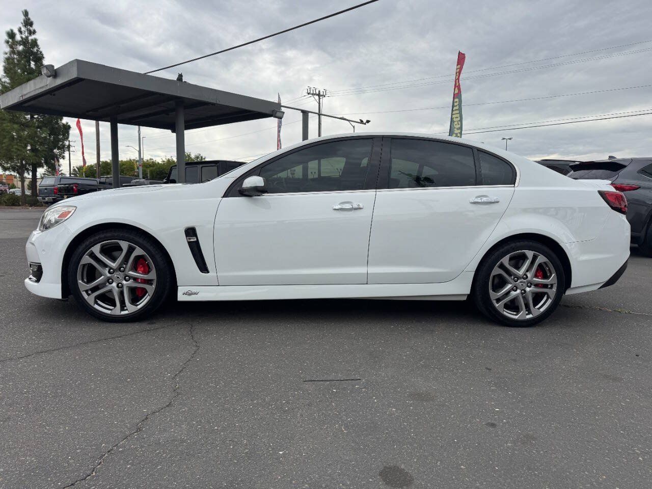 Used 2017 Chevrolet SS RWD image 9