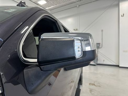 Used 2023 GMC Sierra 1500 Denali w/ Technology Package image 12