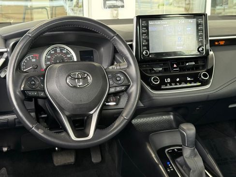 Certified 2021 Toyota Corolla SE w/ Carpet Mat Package (TMS) image 32