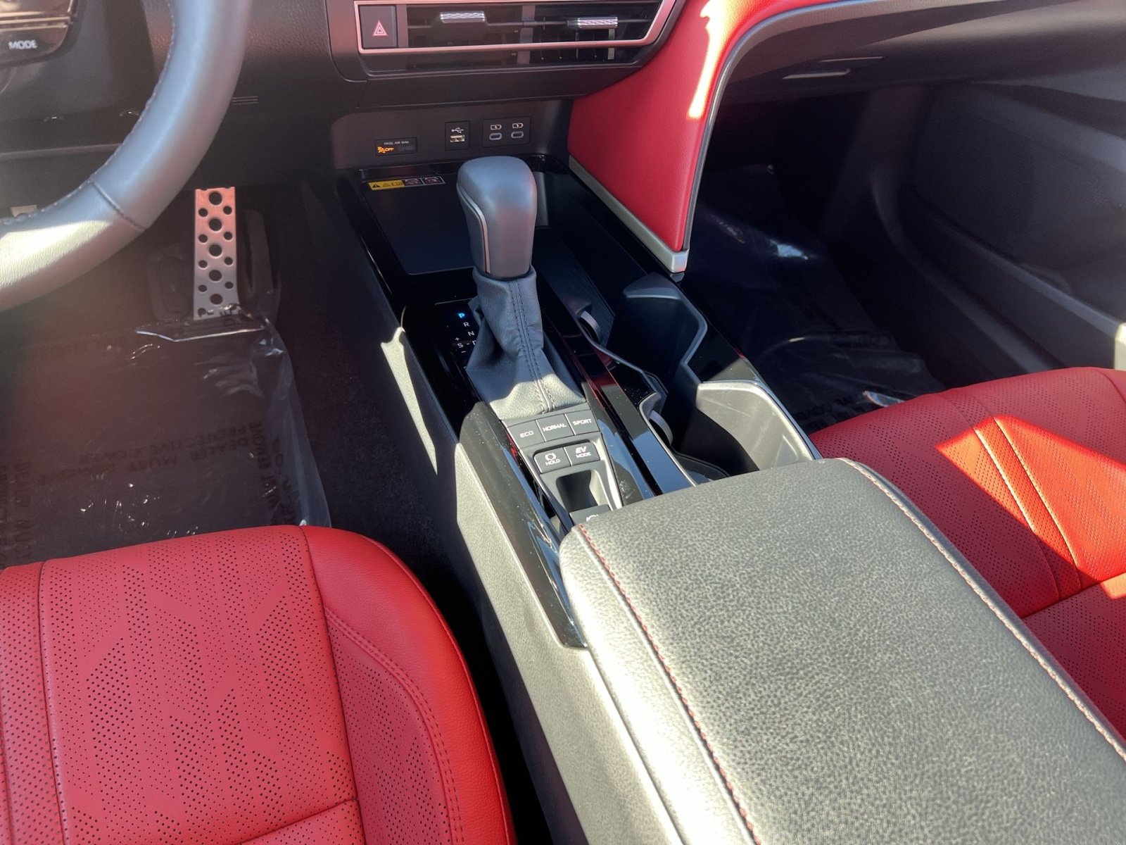 Used 2026 Toyota Camry XSE FWD image 22