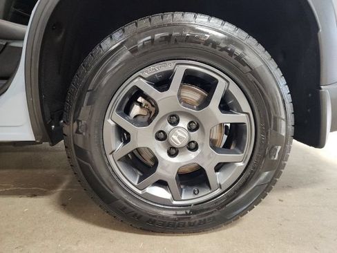 Certified 2025 Honda Pilot TrailSport image 26