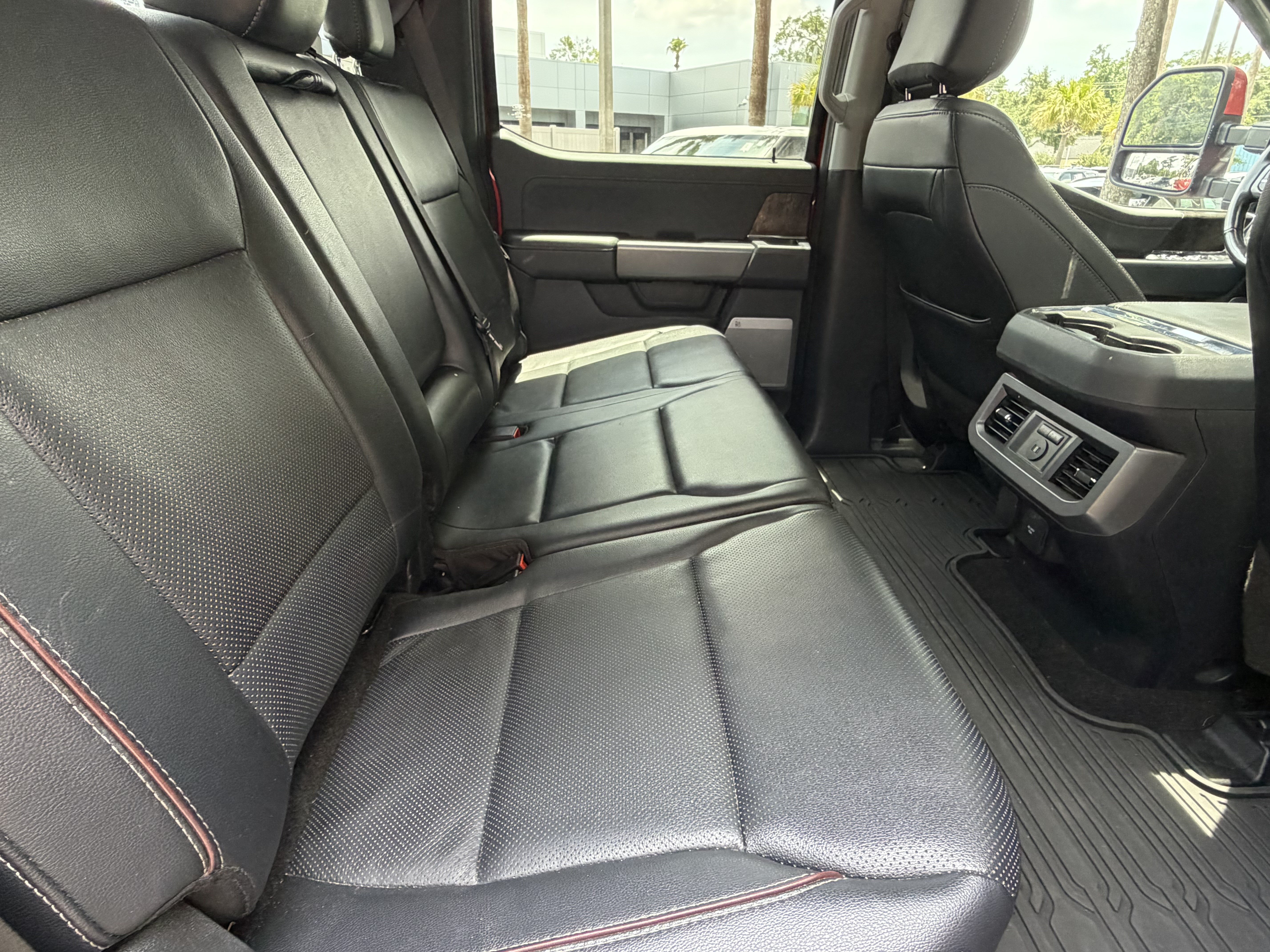 Used 2023 Ford F250 Lariat w/ Lariat Ultimate Package AWD/4WD image 42