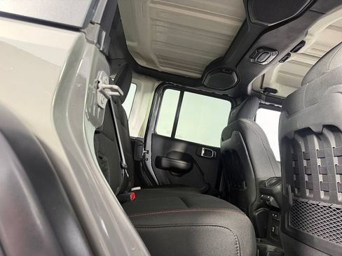 Used 2023 Jeep Wrangler Unlimited Rubicon w/ Safety Group AWD/4WD image 18