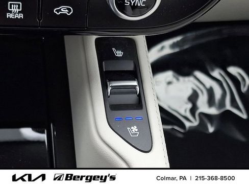 Certified 2024 Kia Telluride SX Prestige w/ Towing Package AWD/4WD image 32