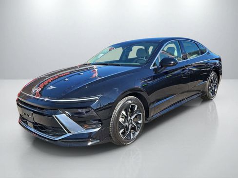 Used 2025 Hyundai Sonata SEL FWD image 5