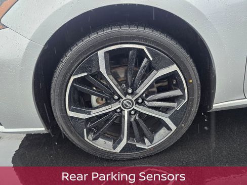 Used 2024 Nissan Altima 2.5 SR FWD image 10