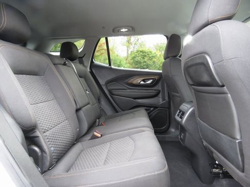 Used 2021 GMC Terrain SLE image 17