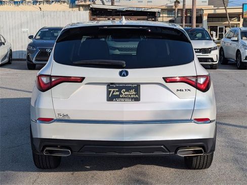 Certified 2024 Acura MDX FWD image 5
