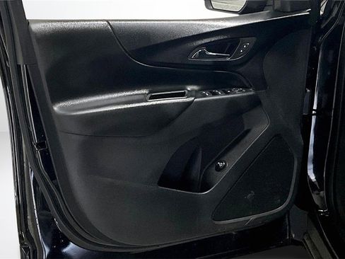 Used 2022 Chevrolet Equinox LT image 20