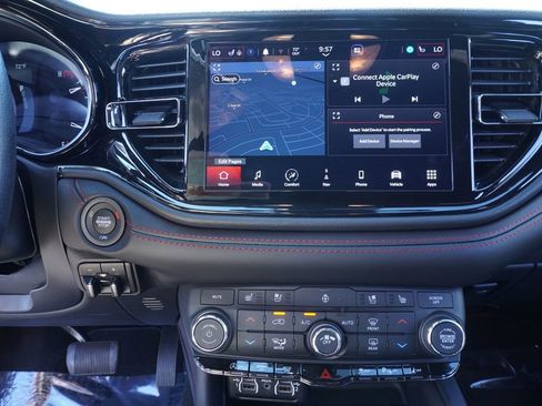 Used 2025 Dodge Durango GT image 21