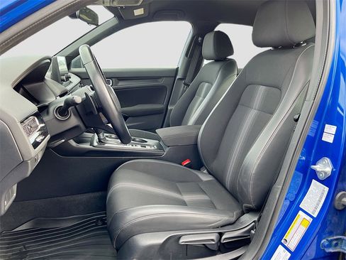 Used 2023 Honda Civic Sport image 19