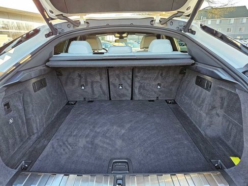 Used 2025 BMW X6 M60i image 21