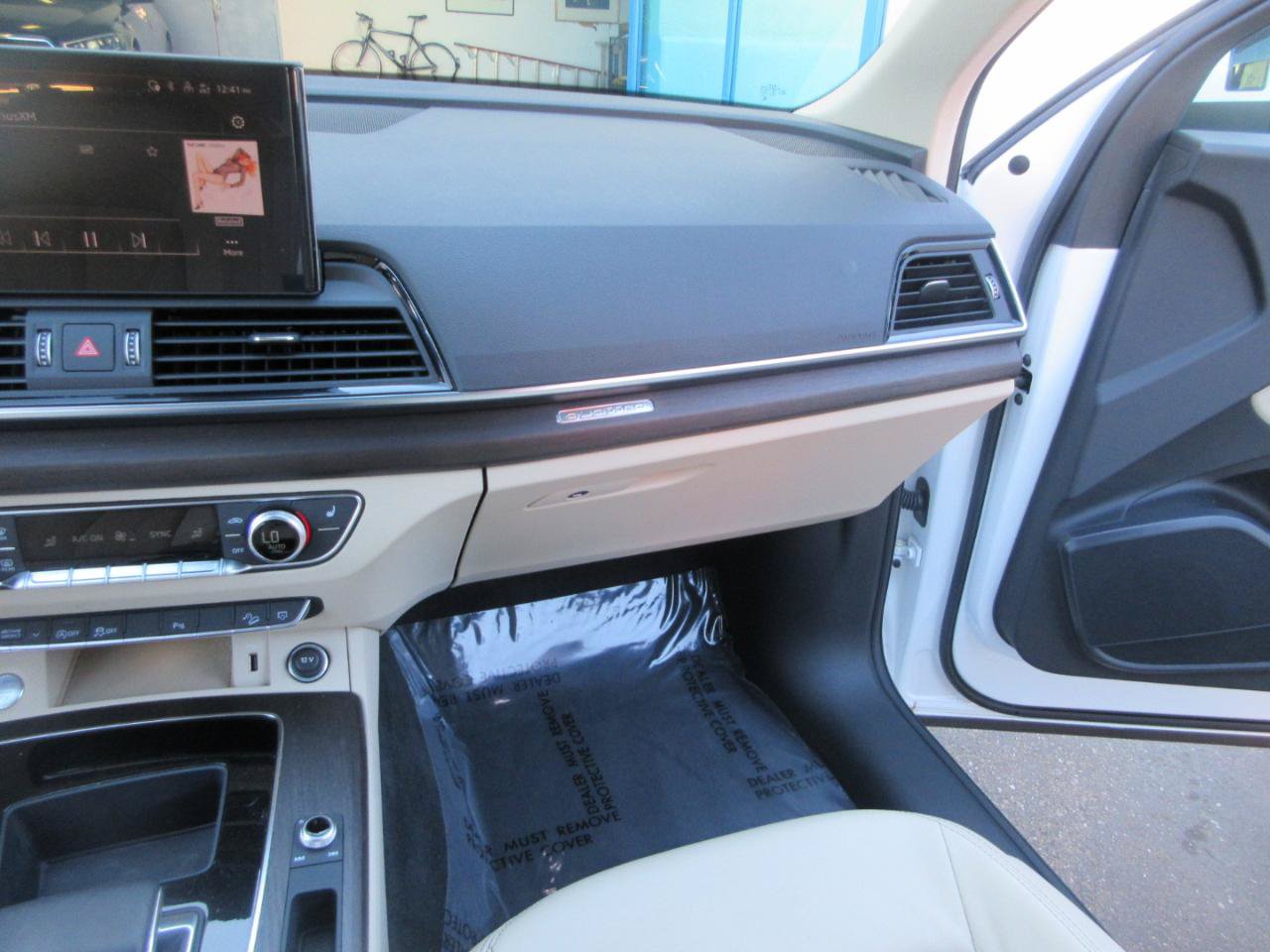 Used 2023 Audi Q5 2.0T Premium w/ Convenience Package AWD/4WD image 48