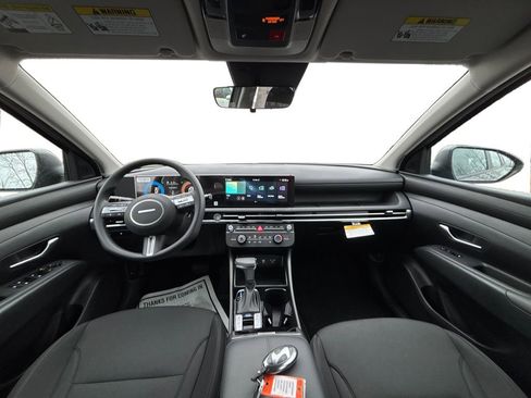 New 2026 Hyundai Tucson SE AWD/4WD image 9