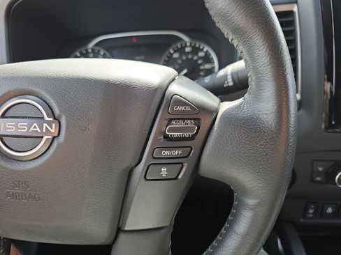 Used 2024 Nissan Frontier SV w/ SV Convenience Package RWD image 22